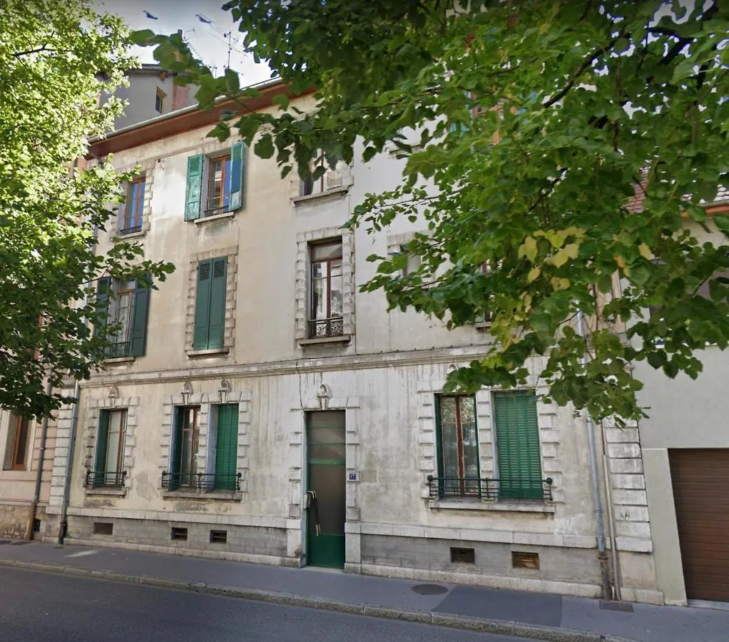 Apartment Studio Sous Les Toits Annecy Centre-Ville